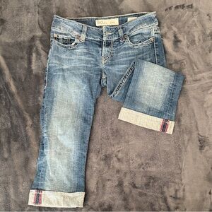 BKE Women’s Cropped Jeans in Light Blue with Cuffed Hem